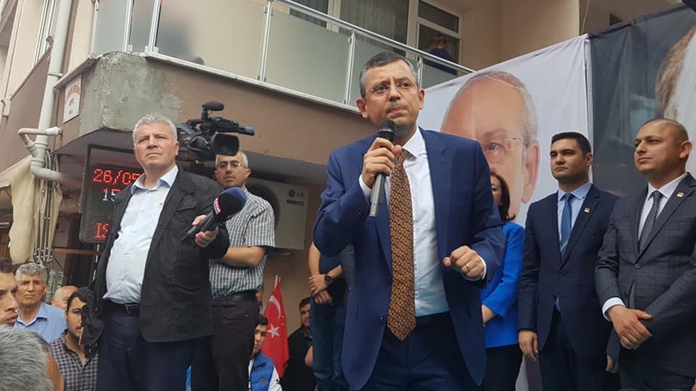 Aslında ne oldu? İşte &Ouml;zg&uuml;r &Ouml;zel tartışmasının perde arkası&hellip;