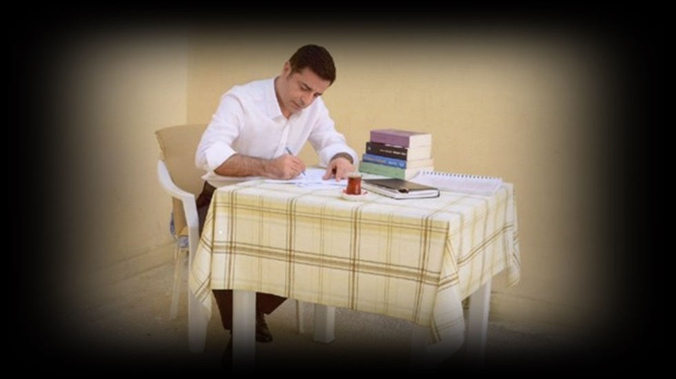 Selahattin Demirtaş’ın avukatları AYM’ye başvurdu