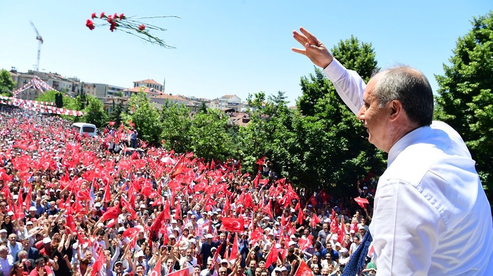 İnce, “Apoletlerini sökeceğim” sözlerini tekrarladı