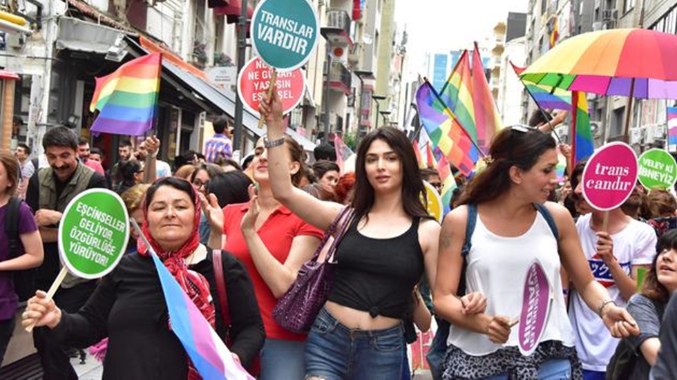 Onur Yürüyüşü: Nefrete karşı ses çıkar