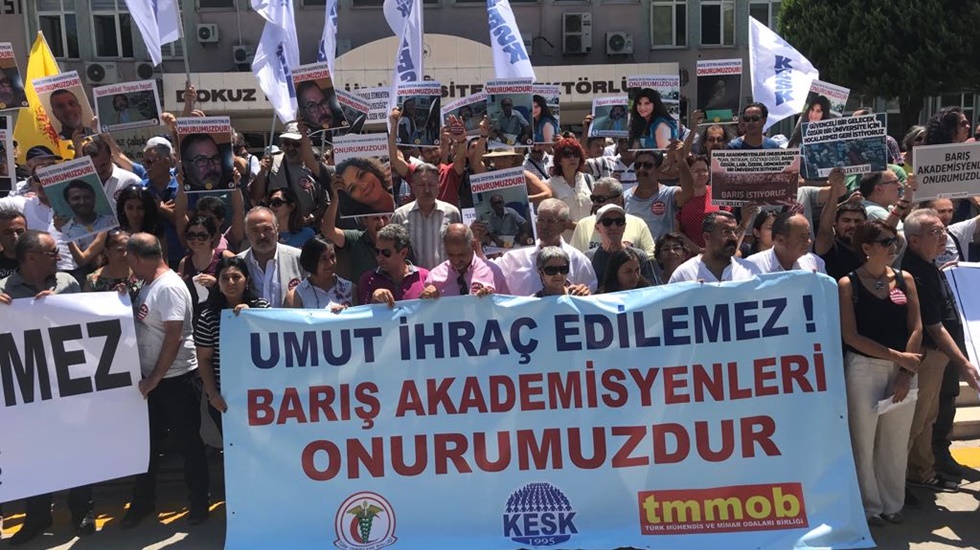 CHP’li Bayır: “İktidarın asıl amacı sadece akademisyenleri aç bırakmak değil”