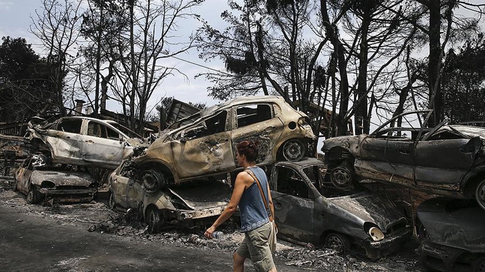 Yunanistan’daki yangın faciasında ölü sayısı 88 olarak bildirildi