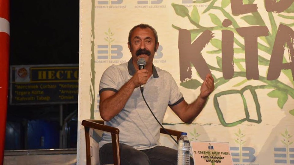 Edremit Kitap Fuarı’nda Maçoğlu rüzgârı