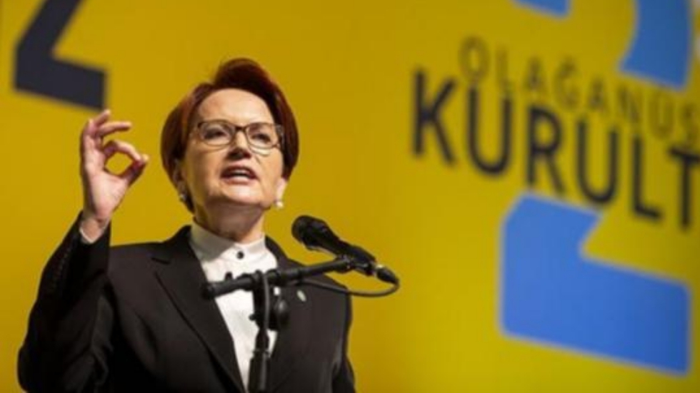 Akşener yeniden genel başkan seçilirken Parti yönetiminin yarısı değişti