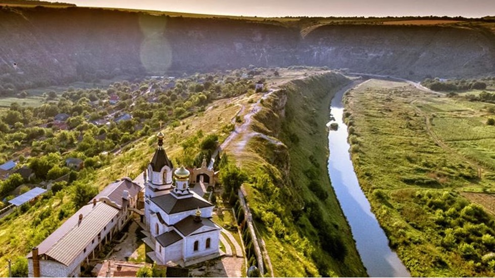 O ülkeye artık kimlikle seyahat edilebilecek