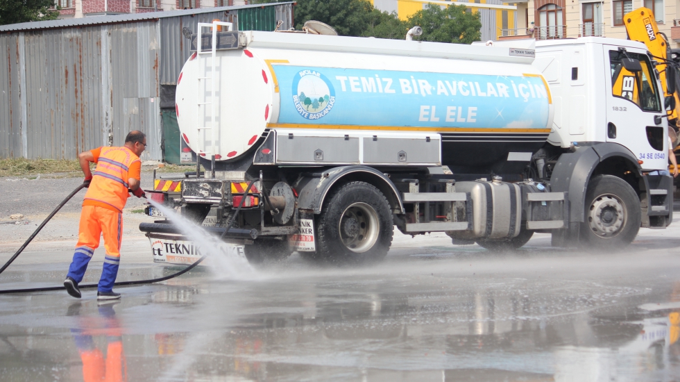 Avcılar’da su kesintisinde kamu kurumları susuz kalmayacak