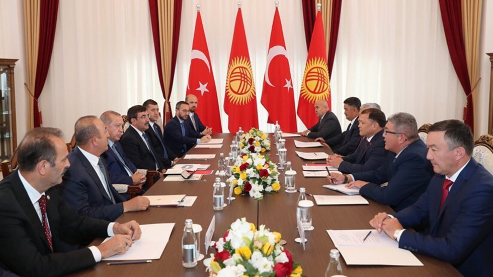 CHP’den tepki: Bu resim “Çadır Devleti” resmidir