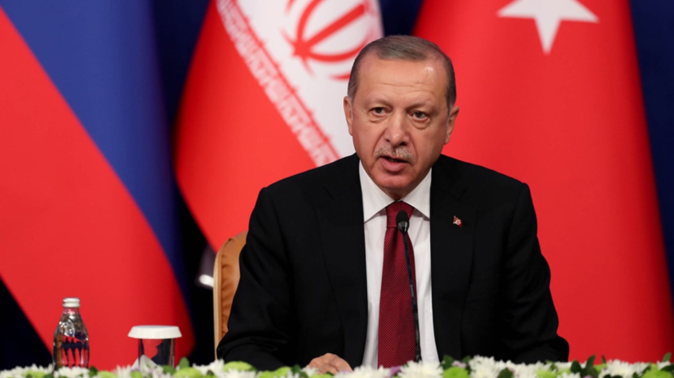 Erdoğan: “ABD ile tümüyle aynı safta değiliz, kimyasal kör bahane”