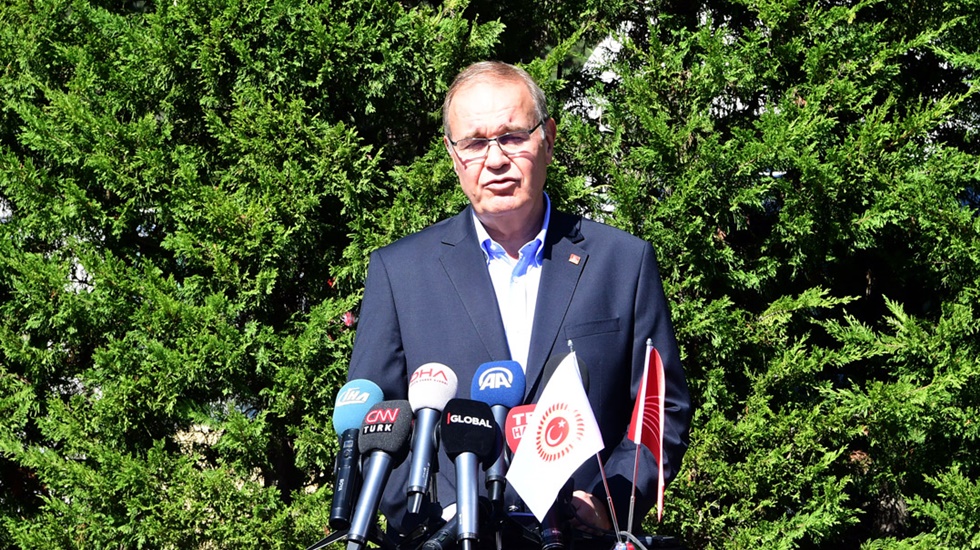 Faik Öztrak: Danışmanlık için 70 milyar TL ödenmiş