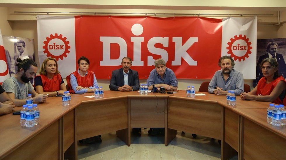 “Cumhuriyet Vakıf yönetimi iktidarın müdahalesiyle değişmiştir”