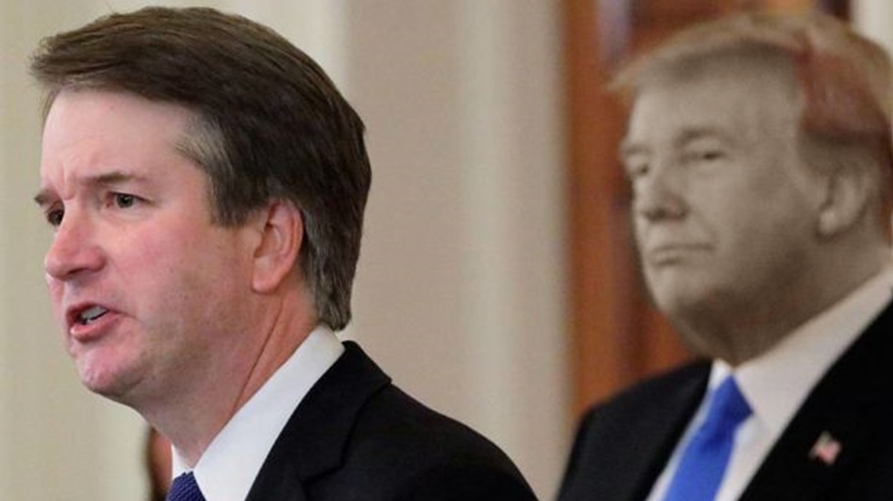 ‘Çalıştığı kadın katiplerin mankenlere benzemesi tesadüf değil’