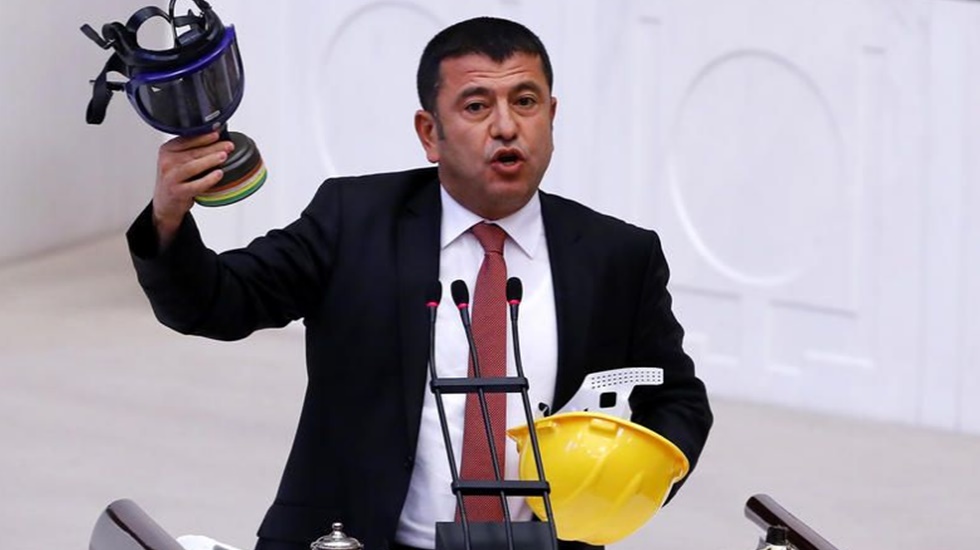 3.Havalimanı demek, bitmek bilmeyen iş cinayetleri, kötü çalışma koşulları demektir