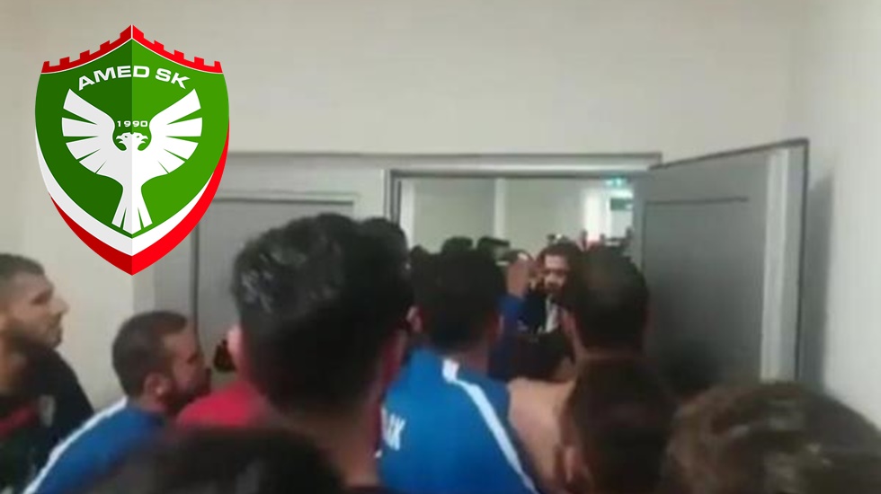 Amedspor’un soyunma odasında futbolculara saldırı