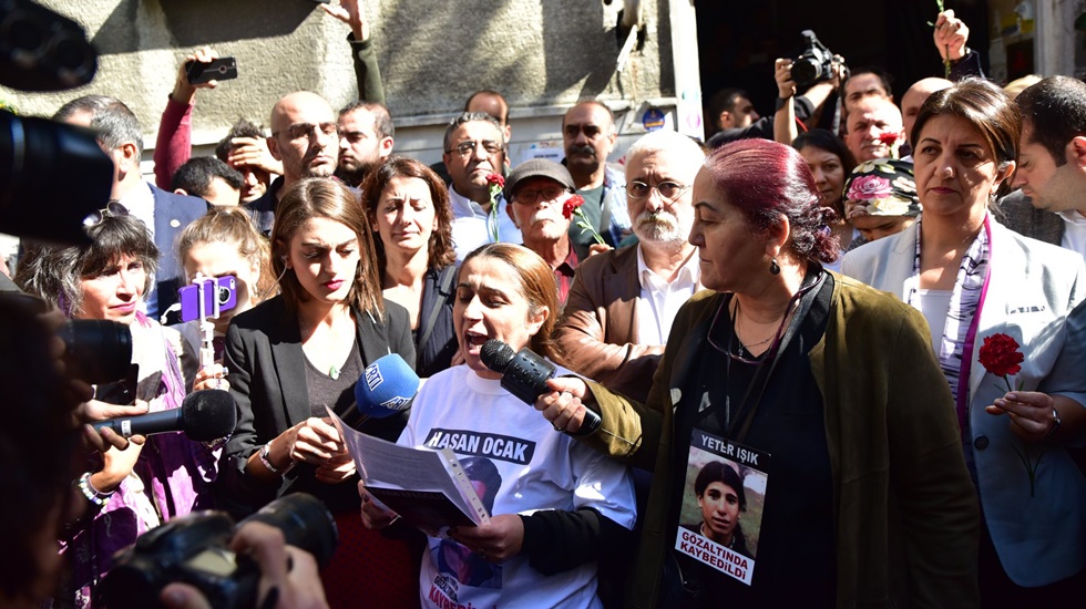 Cumartesi Annelerine polis engeli: “Vazgeçmeyeceğiz”