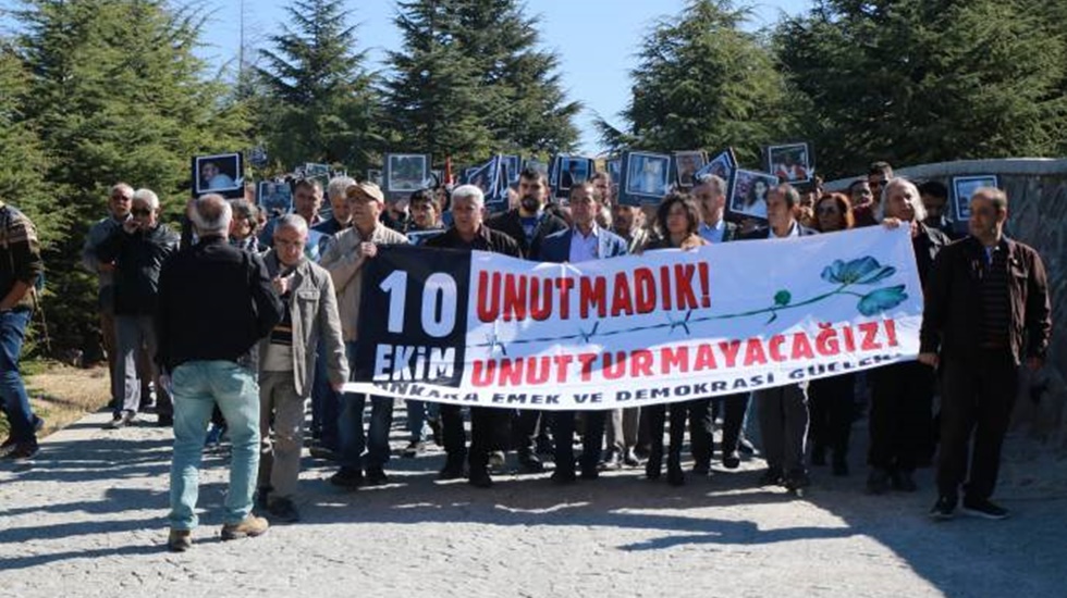 Gar Katliamı’nın 3’üncü yılında yaşamını yitirenler anıldı