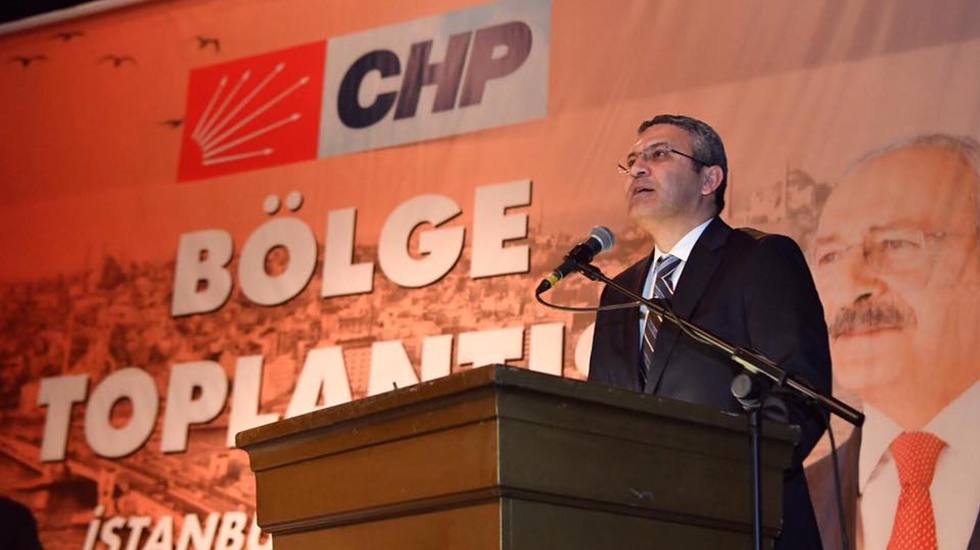 CHP’de yönetilenler ‘önseçim’ yönetenler ‘seçim’ derdinde!