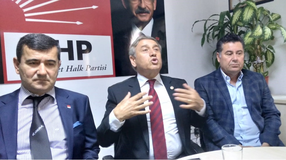Cumhuriyeti Devrimciler Kurdu Devrimciler Yaşatacak