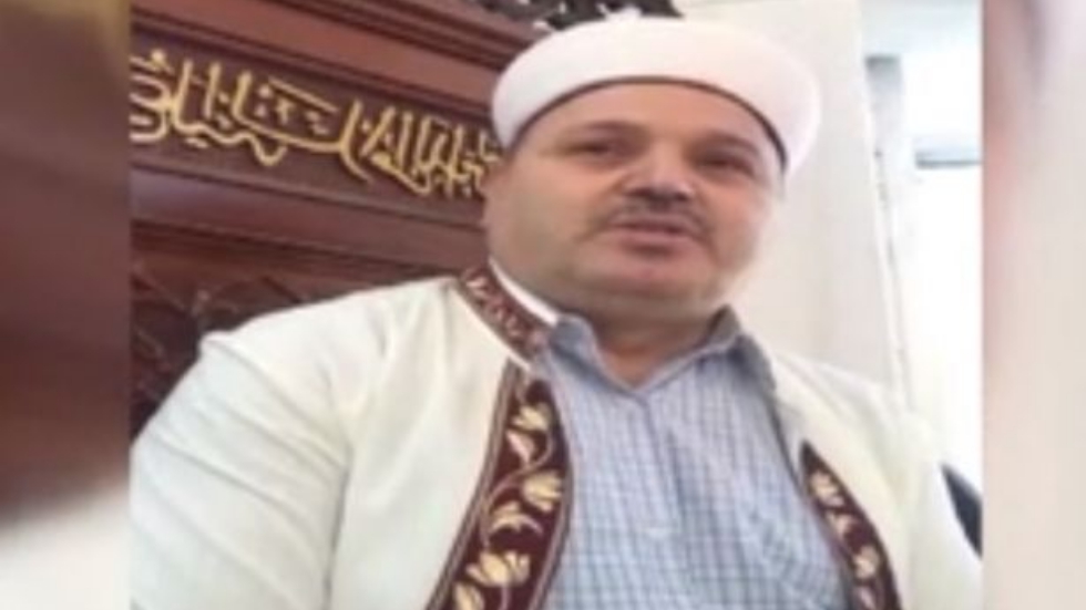 AKP’li İmam, AKP’den aday olduğunu cami kürsüsünden açıkladı