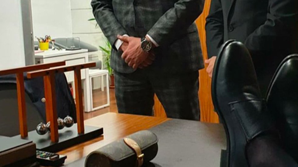 AKP'li vekilden skandal paylaşım!