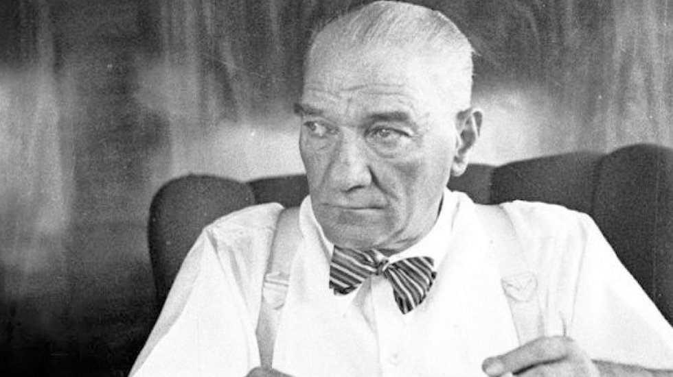 Atatürk’e hakaret eden yazar MEB dergisinde