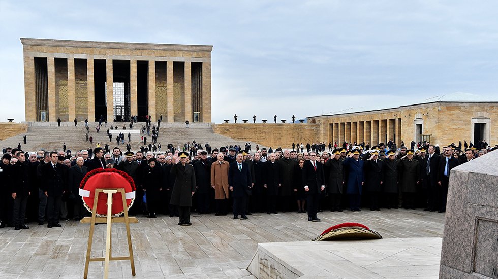 İnönü Anıtkabir'de anıldı