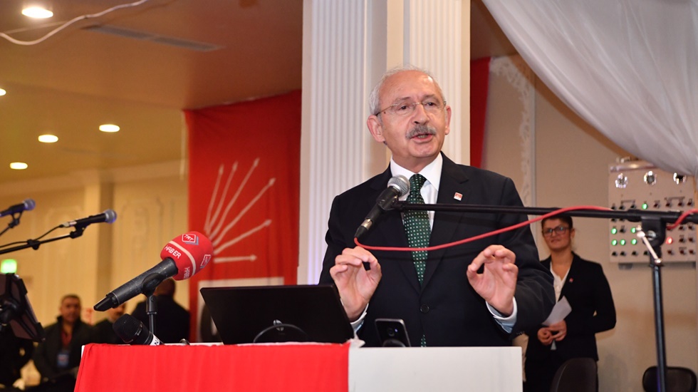 Kılıçdaroğlu:  Subayların Katar Ordusu'nun emrinde çalışmasını sindiremiyorum