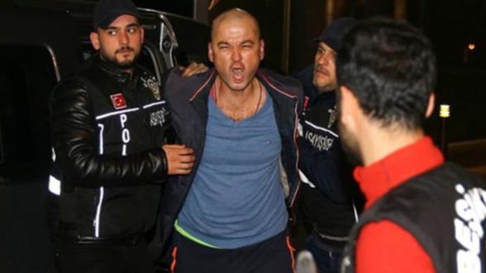 Papağan katili Acun'u da tehdit etmiş!