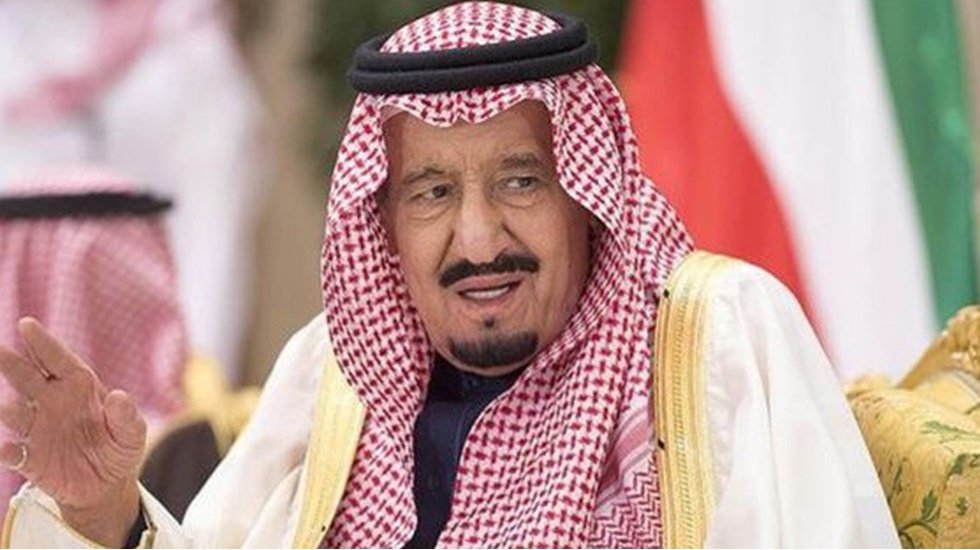 Suudi Arabistan'da peş peşe görevden almalar…