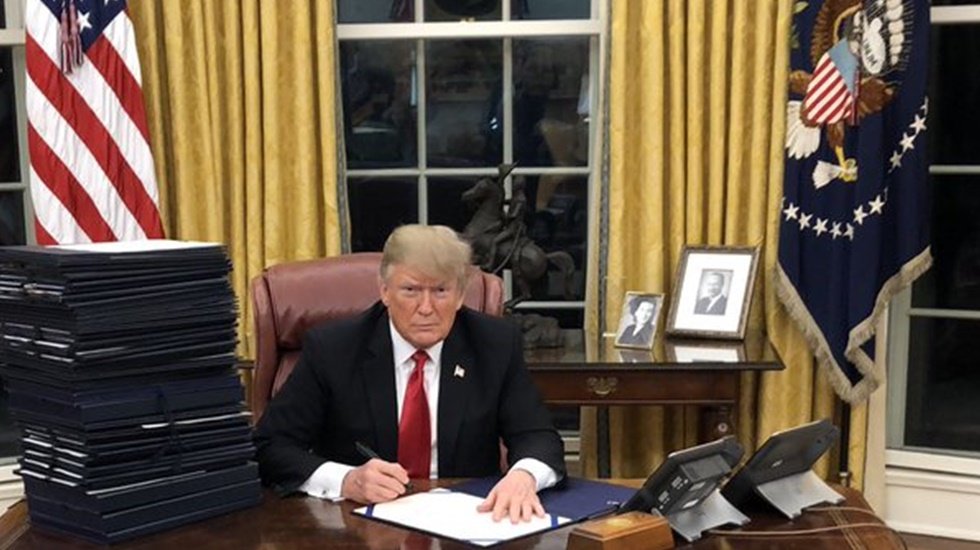 Trump: Biz eve dönüyoruz. Türkiye gibi ülkeler IŞİD'in çaresine bakmalı