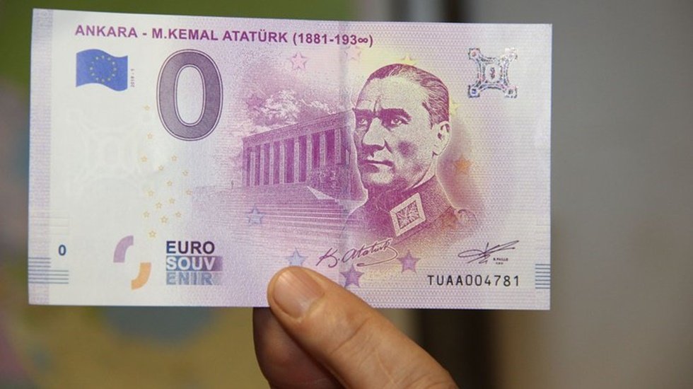 Avrupa Merkez Bankası Atatürk resimli Avro bastı.