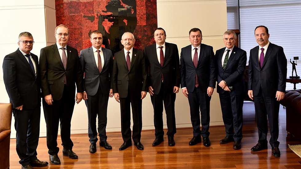 Kılıçdaroğlu HÖH yetkilileriyle görüştü