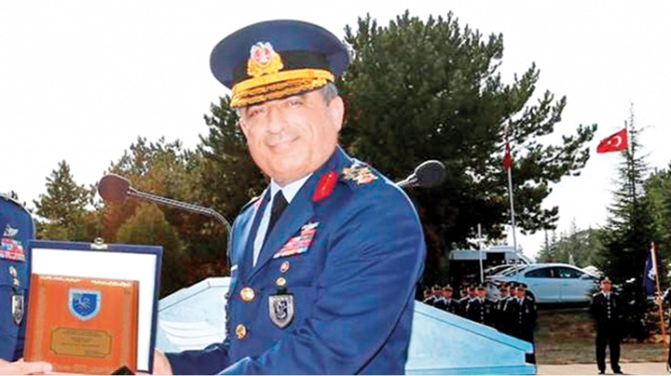 Savaş uçaklarından sorumlu generalin, neden emekliliğini istediği belli oldu