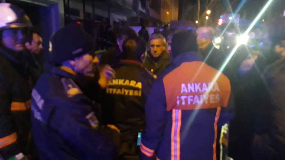 Yangın yolları binalara ilave edilerek kapatılmış belediye müdahale etmemiş