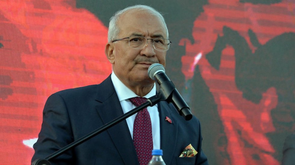 Adaylık krizi çözülen Burhanettin Kocamaz'dan ilk açıklama