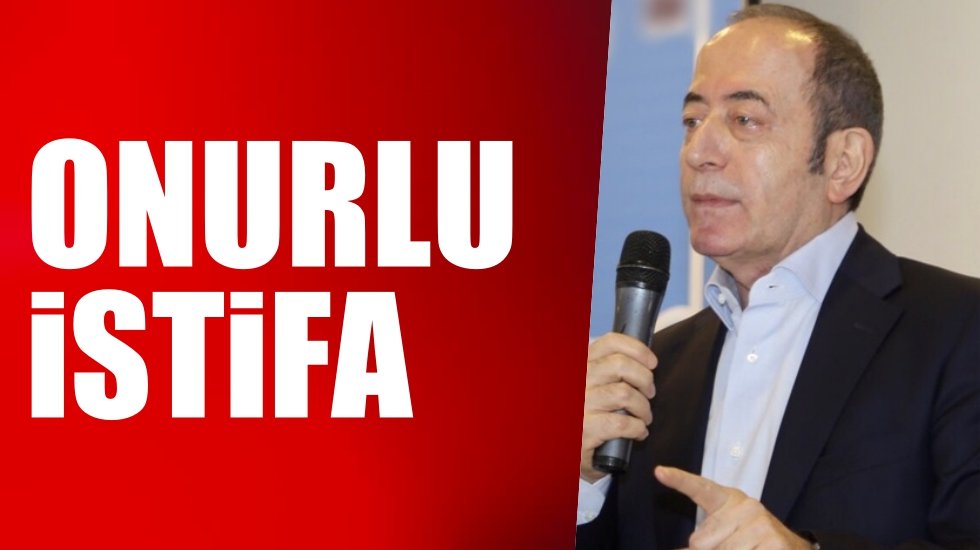 Akif Hamzaçebi'den 'onurlu' istifa