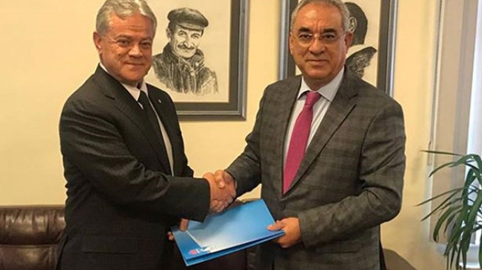 CHP'den DSP'ye geçişler devam ediyor