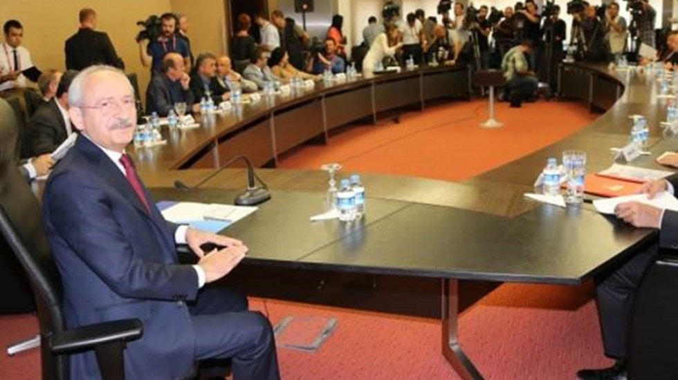 CHP MYK bugün Muharrem Erkek'in çağrısıyla toplanıyor