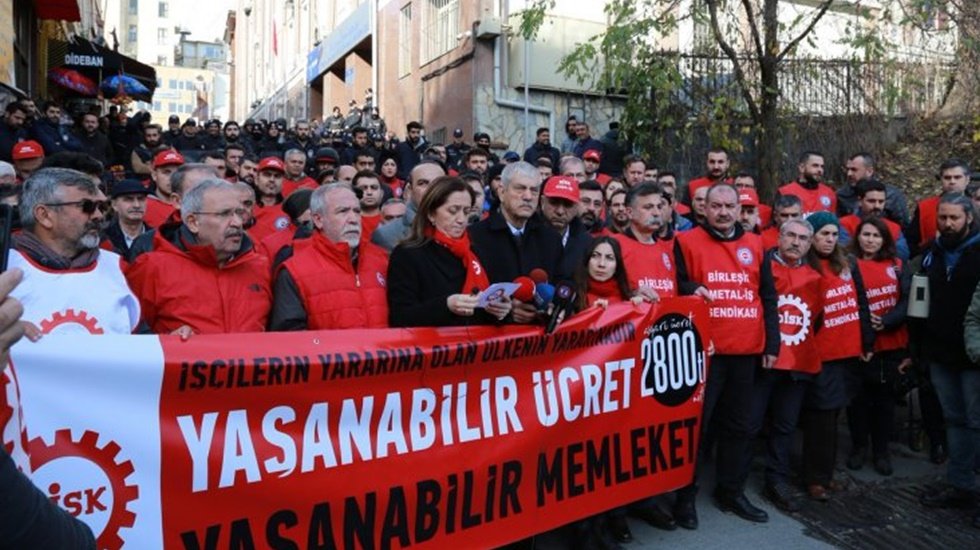 DİSK: İşçilerin yararına olan, memleketin yararınadır!