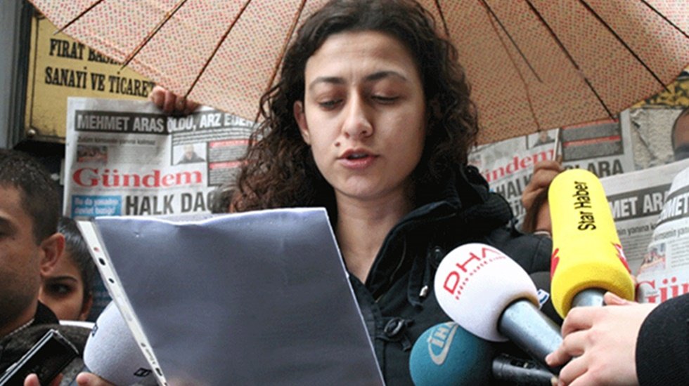 Gazeteci Derya Okatan gözaltına alındı