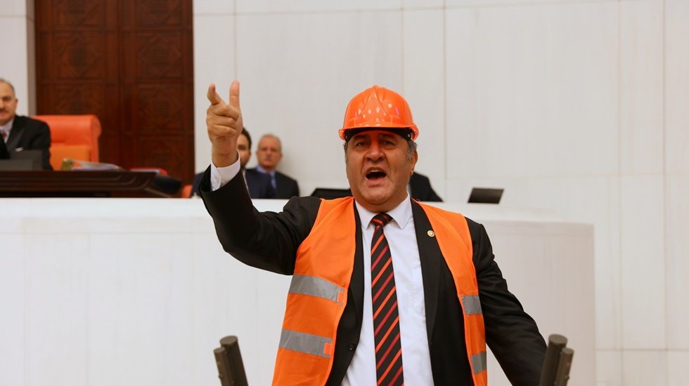 Gürer: 'Yüz binlerce EYT’linin mağduriyeti bitirilsin'