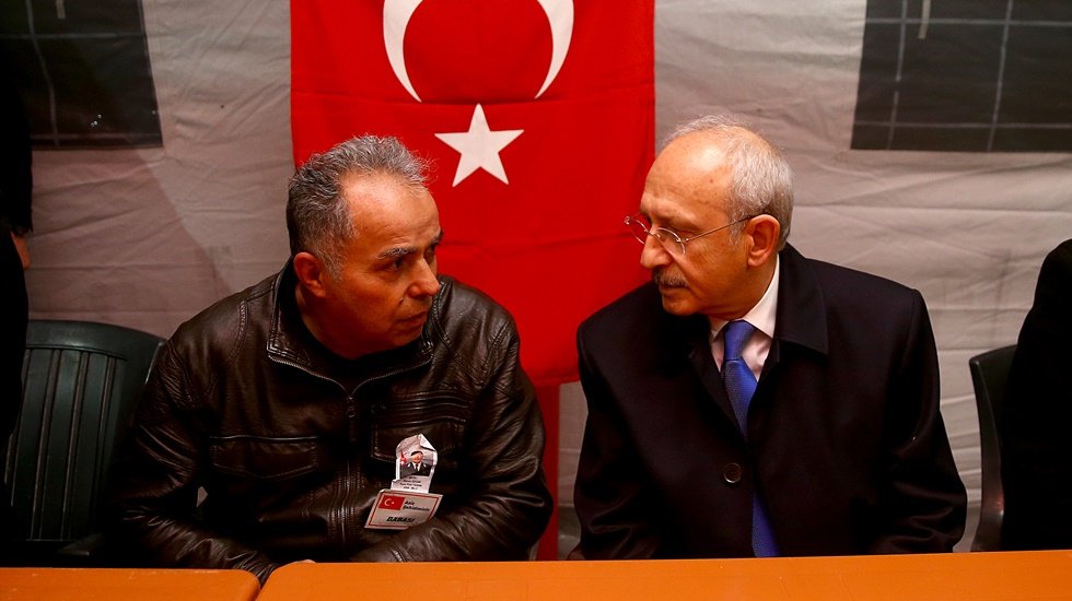 Kılıçdaroğlu'ndan Şehit Ailesine Ziyaret