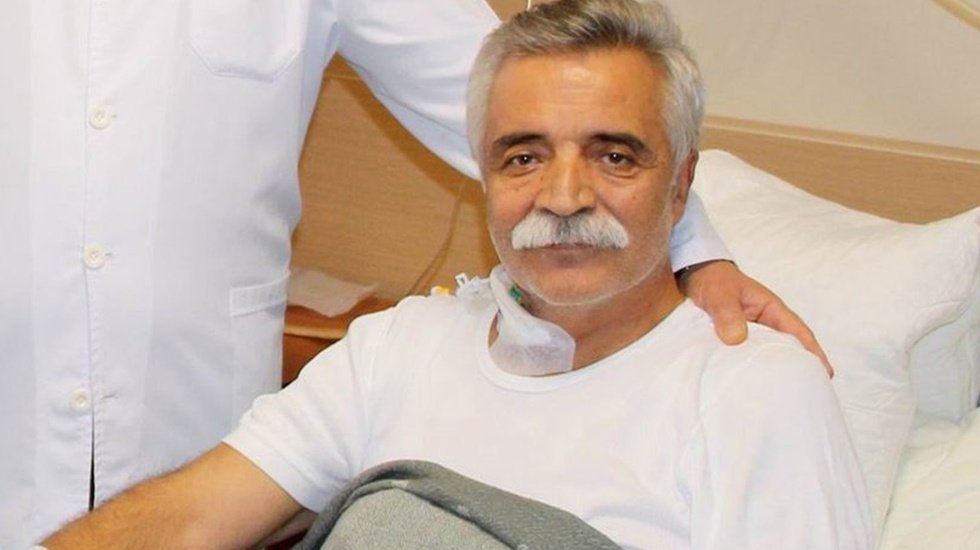 Ozan Arif hayatını kaybetti