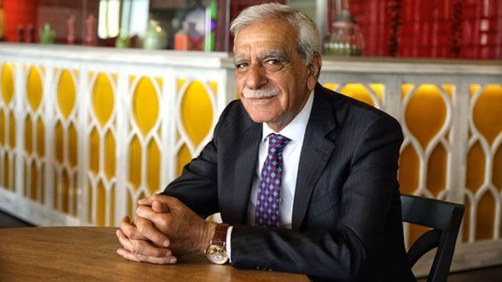 Ahmet Türk: Antidemokratik uygulamalara karşı fren görevi görüyoruz