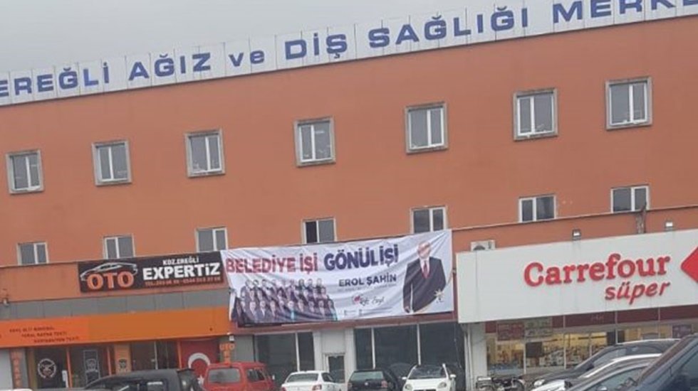 AKP'ye yasak yok... Hukuksuz propaganda her yerde
