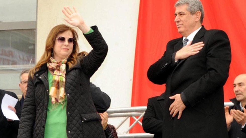 CHP, Balçova'da Çalkaya'nın yerine karısını aday gösterdi