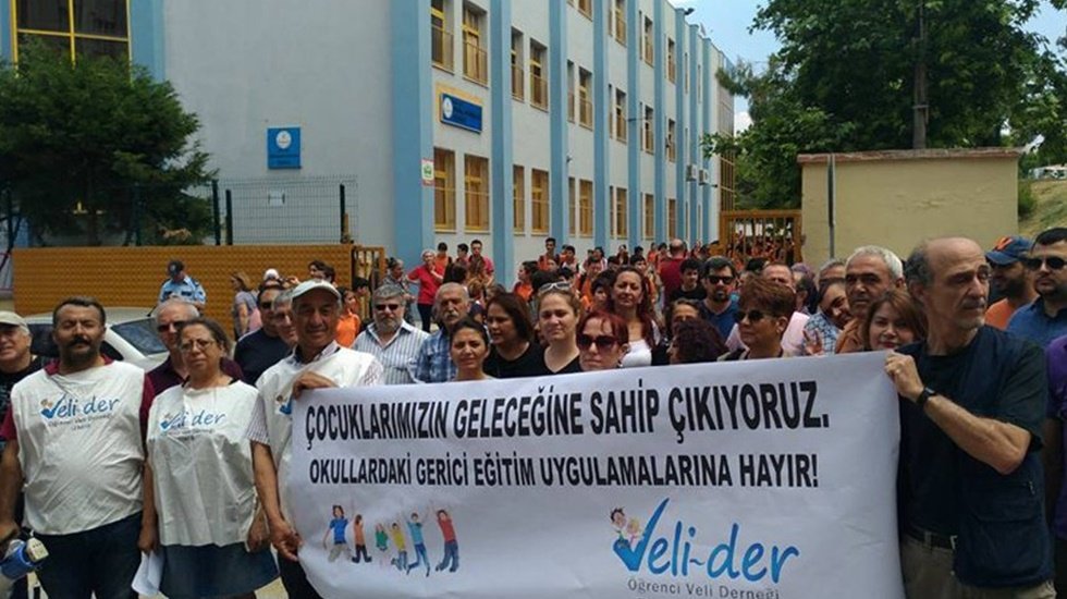 Danıştay, Ensar Vakfı'nı okullara sokmadı