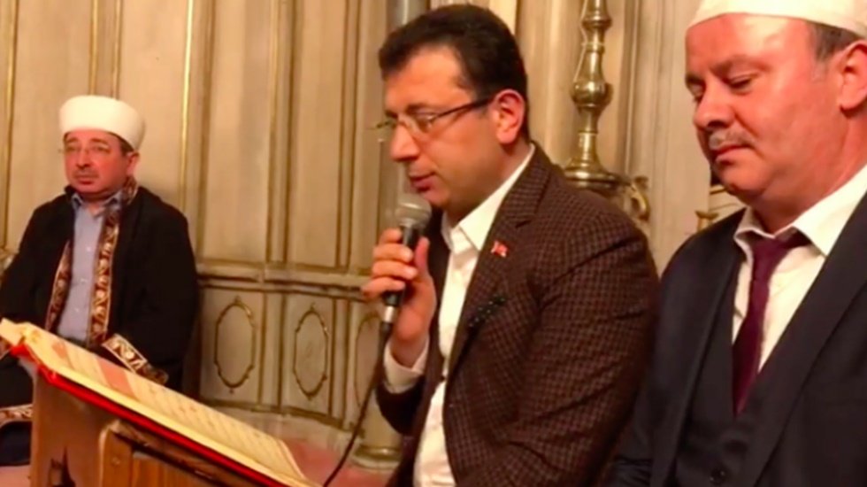 Ekrem İmamoğlu Eyüpsultan Cami'nde Yasin okudu