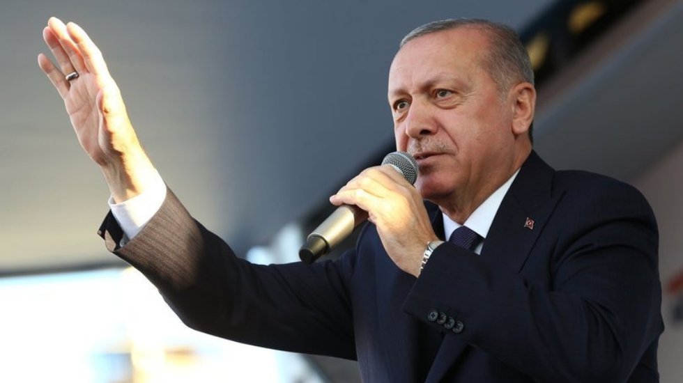 Erdoğan 'ezan iddiası'nda ısrarlı: Islıkladılar