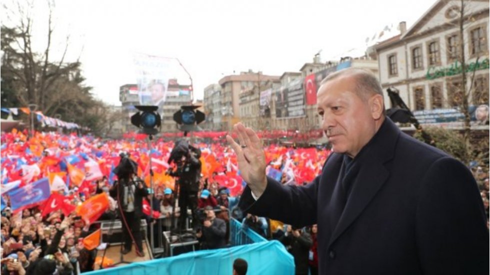 Erdoğan: HDP'nin başındakiler terörist
