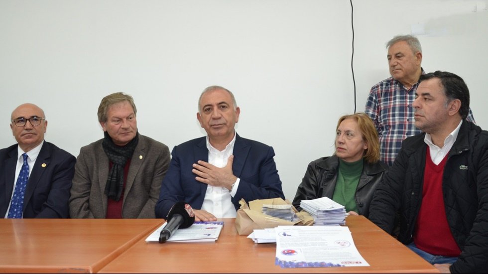 G&uuml;rsel Tekin: 'YSK başkanına g&uuml;venmiyorum'